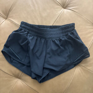 LULULEMON Hotty HOTTY HOT LOW RISE SHORT 2.5"